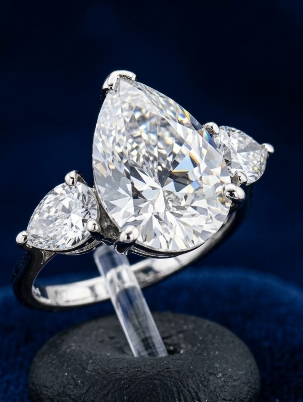 7.00 ctw Sterling Silver Simulated Diamond Pear Cut Ring size 7